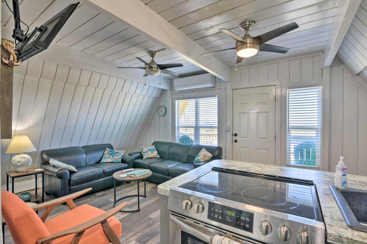 A-Frame Home With Deck - 2 Blocks To Surfside Beach! Εξωτερικό φωτογραφία